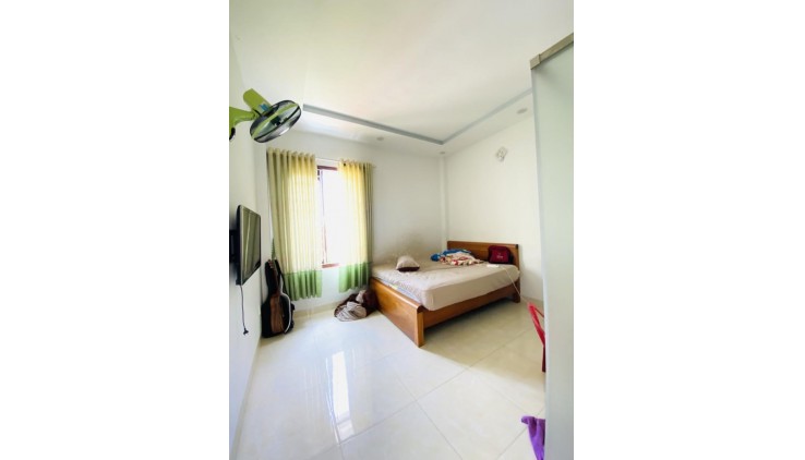 SIÊU PHẨM NHÀ MỚI - HƯƠNG LỘ 2 BÌNH TÂN - HẺM XE HƠI ĐỖ CỬA - 66M2 NHÀ MỚI Ở NGAY - GIÁ CHỈ 5 TỶ NHỈNH.